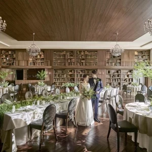 直前予約OK【最大14万来館特典】衣裳全額無料×和牛試食×煌くチャペル