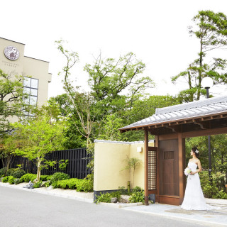 【試食もどうぞ♪】 おススメ!空のチャペルと日本庭園見学会