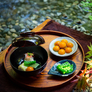 国賓をも魅了してきた珠玉の会席料理。季節に合わせ、選び抜かれた食材で創る上質な日本料理を堪能して。