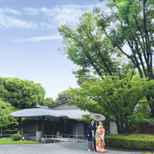 広大な敷地の中には美しい庭園が広がる|有栖川清水の写真(43754511)