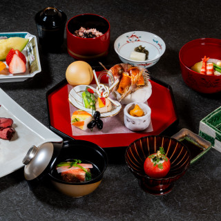 ご披露宴後はお控え室で《おふたりのお食事》を堪能!余韻に浸るひと時を