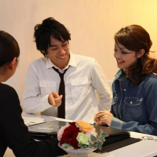 たくさん会場見学しているふたりへ★【迷子救済!会場比較相談】