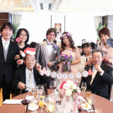 各テーブルのお写真もアットホームに♪堅い表情も和やかになる場面
