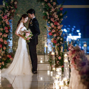 きらびやかな夜景をバックに|THE STYLE (ザ・スタイル)の写真(54475514)