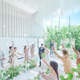 花嫁が映える挙式体験*演出入場SP|150万優待×Amazon1.5万