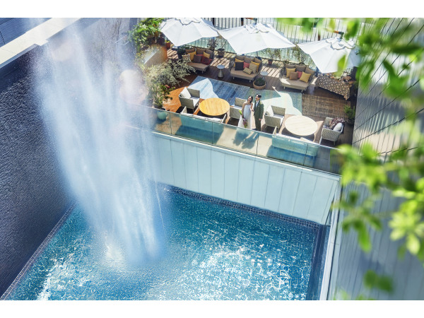 福岡 天神モノリス (FUKUOKA TENJIN MONOLITH)