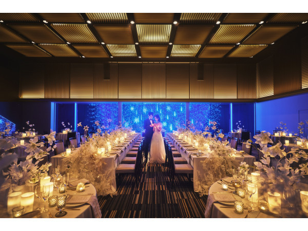 福岡 天神モノリス (FUKUOKA TENJIN MONOLITH)