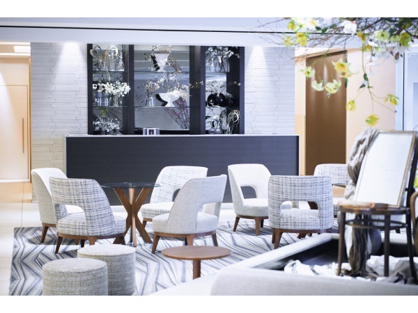 福岡 天神モノリス (FUKUOKA TENJIN MONOLITH)