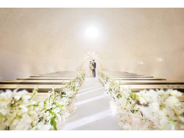 福岡 天神モノリス (FUKUOKA TENJIN MONOLITH)