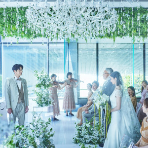 花嫁を送り出す父と娘の大切なひととき|福岡 天神モノリス (FUKUOKA TENJIN MONOLITH)の写真(56043293)