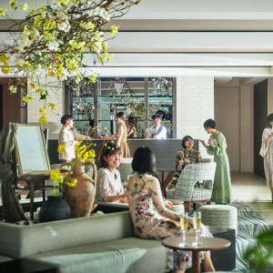 ゲストも自然とリラックスムードに|福岡 天神モノリス (FUKUOKA TENJIN MONOLITH)の写真(56043328)