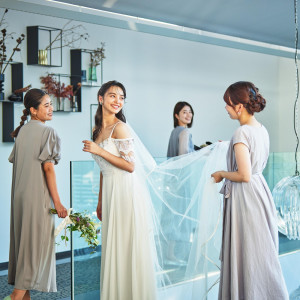 貸切だからお出迎えスタイルで二人もゲストと一緒に楽しめる|福岡 天神モノリス (FUKUOKA TENJIN MONOLITH)の写真(56043325)