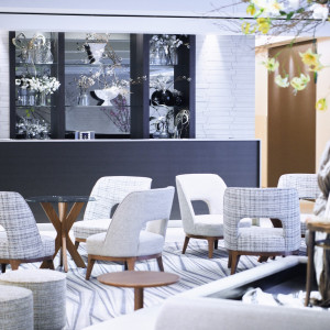 世代を問わず「自分らしく」過ごせる場所 少し早く来て、とゲストを招きたくなる麗しのラウンジ|福岡 天神モノリス (FUKUOKA TENJIN MONOLITH)の写真(55063795)