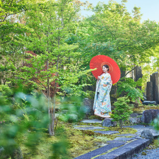 「生涯最良の瞬間に自分だけの運命の一着を」