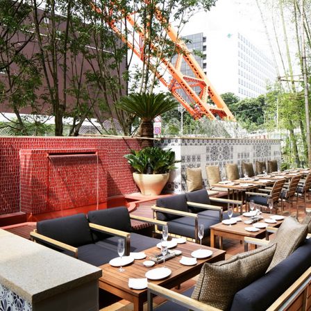 【The Place of Tokyo ~Terrace DiningTANGOテラス席~】
絶景スポットは感動間違いなし！
列席ゲスト様の待合空間として提供しています！|The Place of Tokyo（ザ プレイス オブ トウキョウ）の写真(1265623)