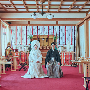 ホテル内で執り行われる神前式は春日大社の流れを汲む厳かな挙式【蓬莱の間】|奈良ホテルの写真(38527625)