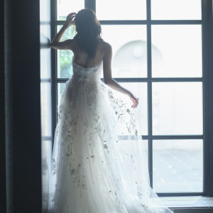 ウェディングドレスは専属のスタイリストがご案内しながら選ぶので、満足度の高い1着が見つかるはず。|THE MARCUS SQUARE KOBE（ザ マーカス スクエア 神戸）の写真(55593702)