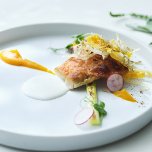 ブライダルフェアでは実際にご用意しているお料理の無料試食もご用意しています。ぜひゲスト目線で体験してみて。|THE MARCUS SQUARE KOBE（ザ マーカス スクエア 神戸）の写真(55593396)