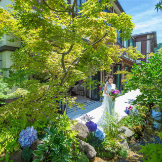 四季折々の美しさを見せる日本庭園
