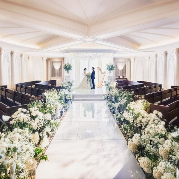 【1件目見学限定】憧れの挙式代16.5万円分プレゼント！
夢の挙式がグッと近づく嬉しい特典