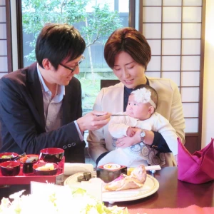 ご家族様との賑やかなお食い初めの儀|THE LITTLE WEDDING 一の糸（ザ リトルウェディング 一の糸）の写真(28553778)