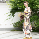 外観をお通りいただいたロータリーにて