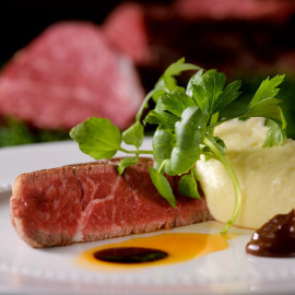 ≪料理重視≫牛ロティ無料試食×最大120万特典×結婚式まるわかり相談