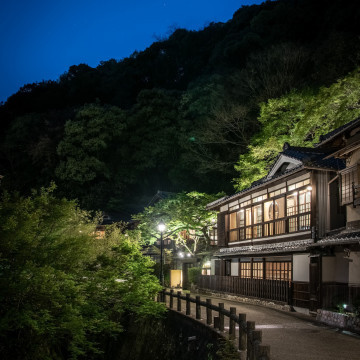 明治の森箕面 音羽山荘