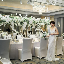 【本町駅スグで安心】1日1組限定結婚式×アスター家のおもてなし