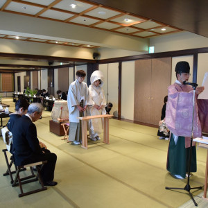 会場内での神前挙式|旅亭 松屋本館Suizenji（旅亭 松屋本館すいぜんじ）の写真(46011645)