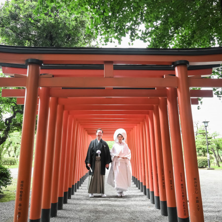 鳥居の中でのスナップ