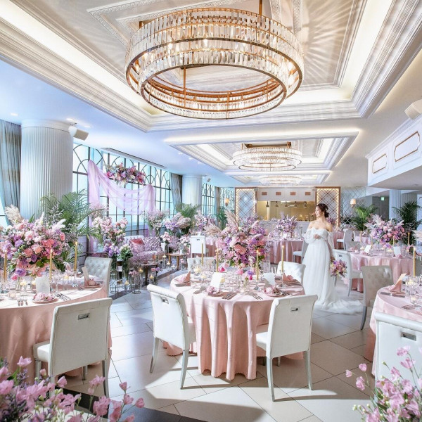 【直近スペシャルプラン!!好立地貸切×有名シェフ料理のハイクオリティーWDを最もお得に、特典満載!