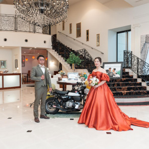 1日1組だからこそ、ウエルカムスペースを自由にアレンジ！写真も趣味の物もOK！好きな物を飾ってふたりらしい空間をつくろう|「最高の一日」～Wonderful Wedding～の写真(56653419)