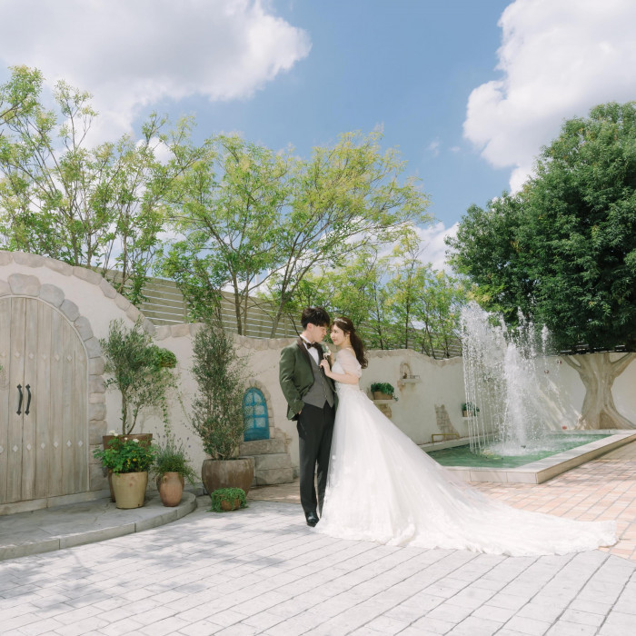 さわやかな自然に包まれたガーデンは、ふたりとゲストの貸切に。ふたり好みで彩ろう！