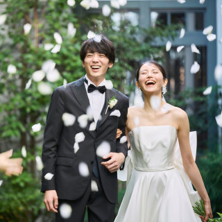 祝福のフラワーシャワー