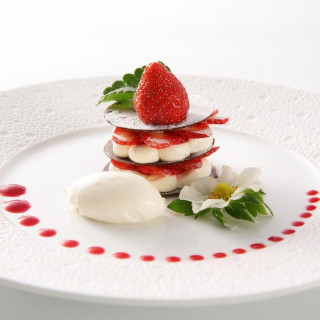 年1限定開催【11/22フェア】特製オリジナルデザート&大聖堂体験