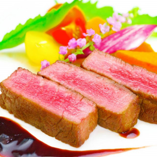 【人気No.1】2万円相当の豪華食材試食×チャペル挙式体験♪