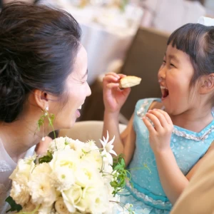 演出をしたいという方より大切なゲストとの時間をしっかり作りたい!一人一人とコミュニケーションをされるご新婦様。|ジャルダン ポール・ボキューズ(しいのき迎賓館内)の写真(25857618)