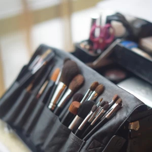 花嫁の魅力を引き出すプロのヘアメイク|ジャルダン ポール・ボキューズ(しいのき迎賓館内)の写真(6576796)