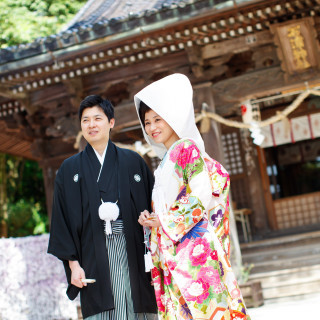 石浦神社では、白無垢や色打掛での衣装がおススメです。
