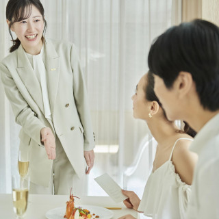 打合せからお手伝いしていた、担当プロデューサーが結婚式当日もお手伝いいたします。