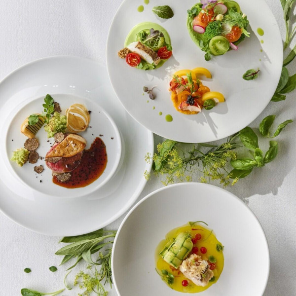 ゲストの記憶に残る、五感で味わう至福のフレンチコース