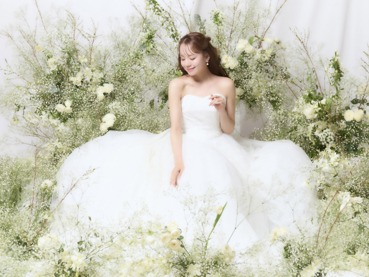 新作ドレス◆TAKAMIBRIDAL・FOURSIS&CO.