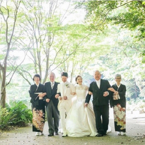 本格神社と開放的な会場で密にならずに安心・安全に結婚式を
