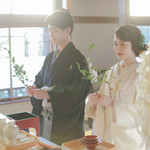 古式ゆかしい"神前結婚式"が実施できることも魅力の一つ。日本古来の婚姻の契りを交わし、夫婦の門出をスタートしてみては？|HATSUNEYA GARDEN ～since1868 Kawagoe～（ハツネヤ ガーデン）の写真(23930839)