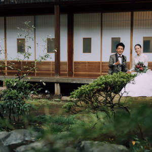 クラシカルなウェディングドレスも会場によくマッチ。|HATSUNEYA GARDEN ~since1868 Kawagoe~(ハツネヤ ガーデン)の写真(14510818)