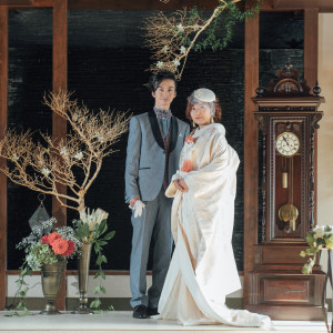 オリジナル挙式"刻乃式"-トキノシキ-では柱時計のねじを巻き、お二人の結婚生活の始まりを祝います。|HATSUNEYA GARDEN ～since1868 Kawagoe～（ハツネヤ ガーデン）の写真(23930996)
