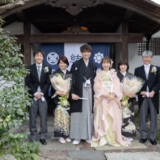 お開き後には両家の集合写真を撮影。