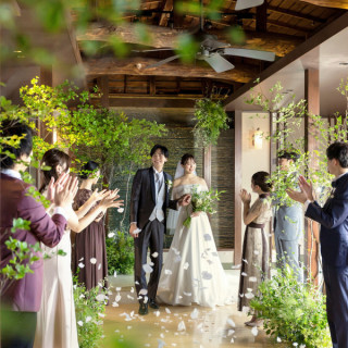 【1軒目×AM限定】結婚式当日の宿泊特典(1泊3万円相当)＆フェア当日の送迎プレゼント！
