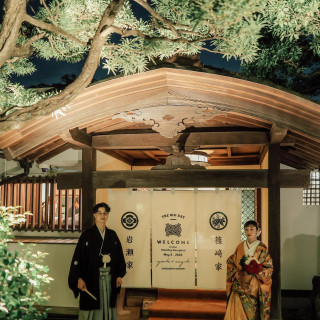 新しい家族の誕生”。両家の家紋は親御様も喜ばれる